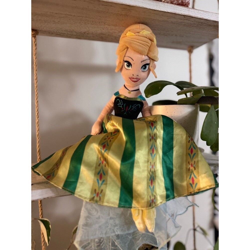 Disney parks topsy-turvy Elsa/Anna plush two in one flip doll